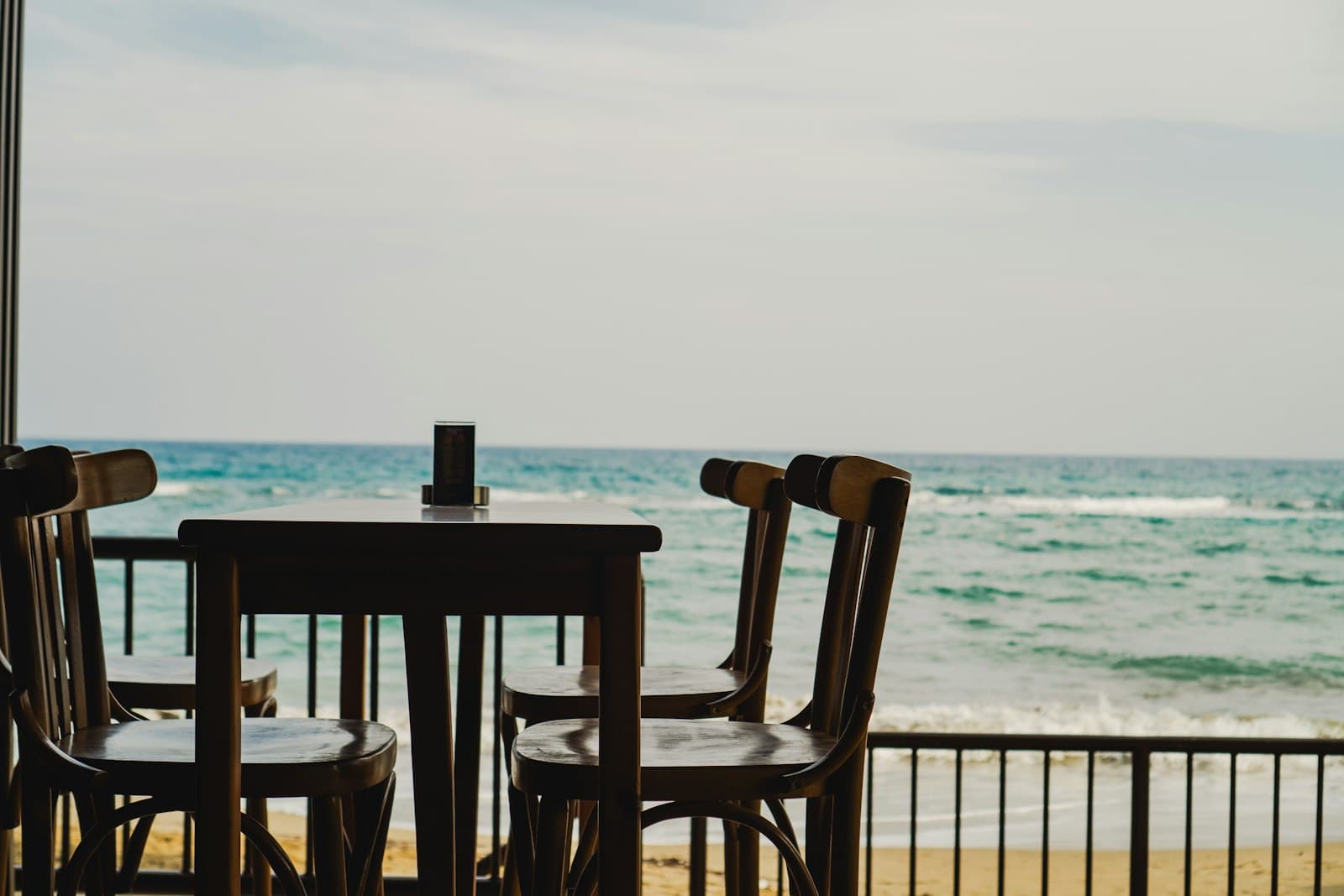 A table above the water in La Jolla
